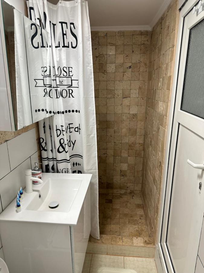 Apartamnet Regim Hotelier Bucureşti Ngoại thất bức ảnh